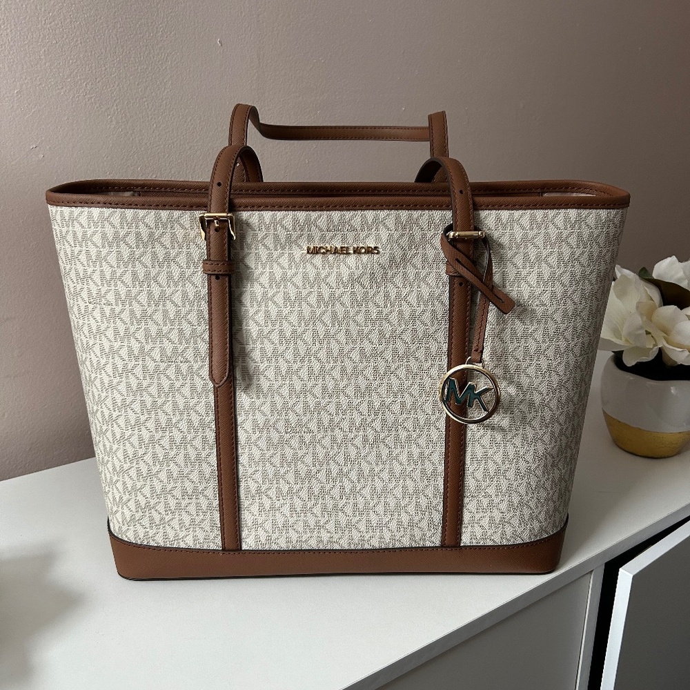 Michael Kors Tote